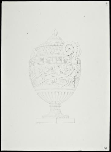 ORNATI ROMANI: VASO ROMANO DECORATO CON RAMI D'ULIVO E UCCELLI NELLA GALLERIA DEI CANDELABRI AL MUSEO VATICANO