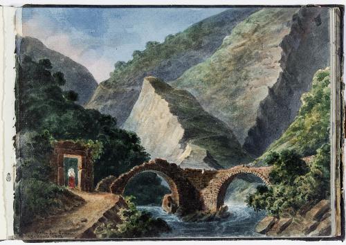 Paesaggio montano con ponte