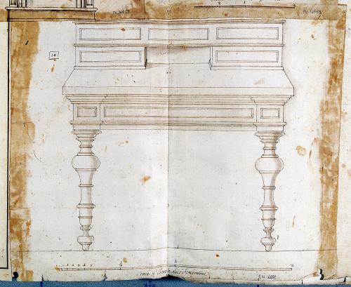 Progetto di scrivania per sacrestia