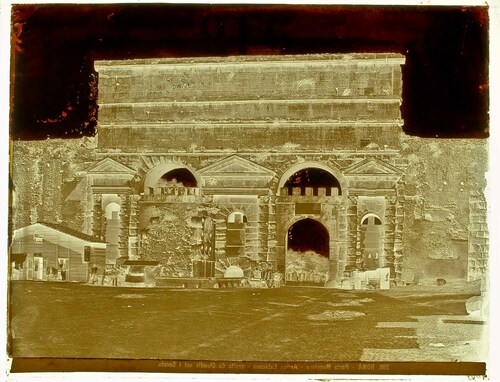 Roma - Porta Maggiore - Antica Labicana - eretta da Claudio nel I Secolo.