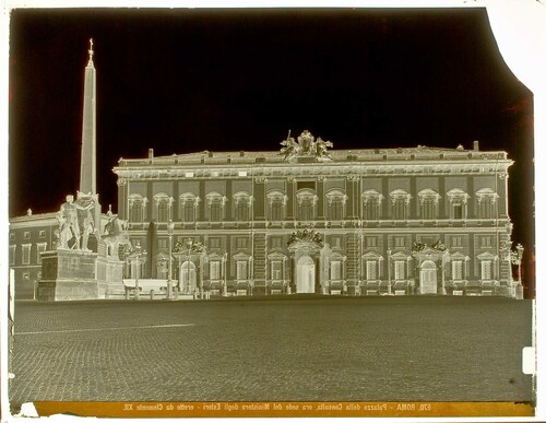 Roma - Palazzo della consulta, ora sede del Minitero degli Esteri - retto da Clemente XII.