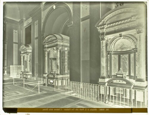 Roma - Abbazia di S. Paolo alle Tre Fontane - L'Interno della Chiesa
