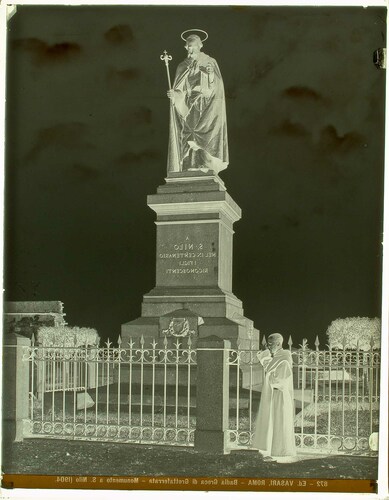 Roma - Badia Greca di Grottaferrata - Monumento a S. Nilo. (1904