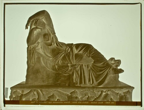Roma - Museo Vaticano - Galleria delle statue - Arianna addormentata dopo l'abbandono di Teseo