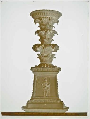 Roma - Museo Vaticano - Galleria delle Statue - Grande Candelabro detto Barberini