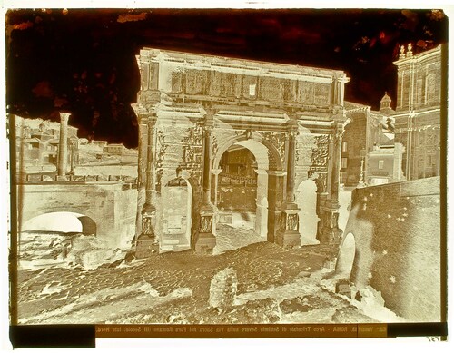 Roma - Arco Trionfale di Settimio Severo sulla Via Sacra nel Foro Romano (III Secolo) lato Nord.