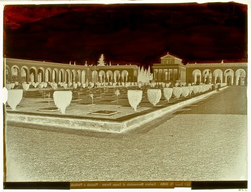 Roma - Cimitero Monumentale al Campo Verano - Piazzale e Porticato.