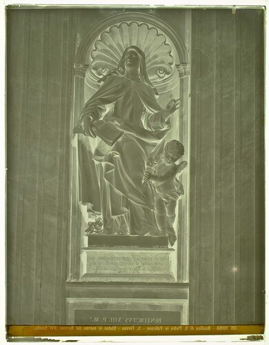 Roma - Basilica di S. Pietro in Vaticano - S. Teresa - Statua in marmo del Bernini (XVI Secolo).