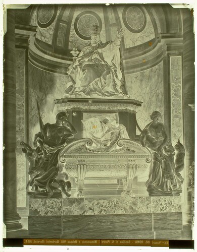 Roma - Basilica di S. Pietro - Monumento a Urbano VIII, Barberini (Bernini, 1644).