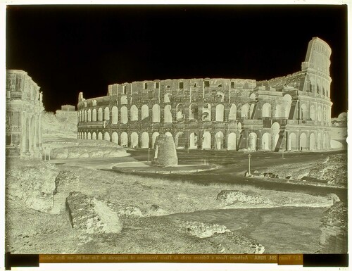 Roma - Anfiteatro Flavio o Colosseo eretto da Flavio Vespasiano ed inaugurato da Tito nell'80, con Meta Sudans.