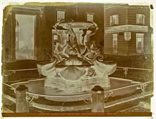 Roma - Fontana delle Tartarughe - opera del Della Porta e Landrini (XVII Secolo).