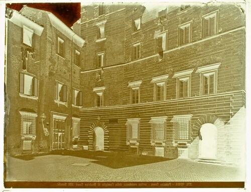 Roma - Palazzo Cenci - antica residenza della Famiglia di Beatrice Cenci (XIII Secolo).