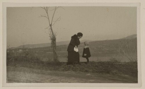 Maria Capobianco e Adriano Cambellotti in campagna