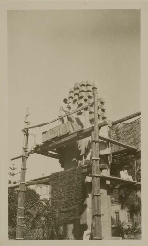 Monumento ai caduti di Terracina in costruzione