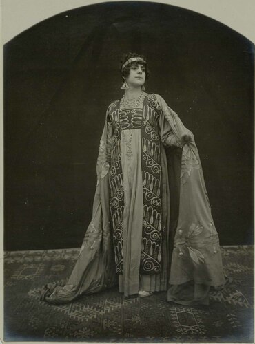 Costume di Elena per il film 