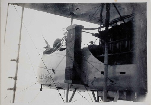 Sulla plancia di tiro di un aereo