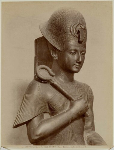 TORINO - Museo Egiziano. Statua di Ramses II