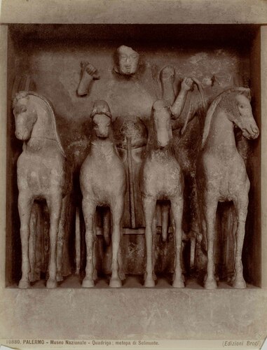 PALERMO - Museo Nazionale - Quadriga; metopa di Selinunte