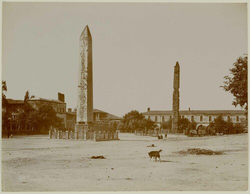 Cons/ple. Place de l'Hyppodrome