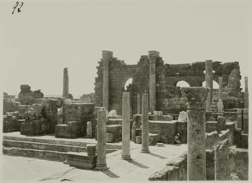 Rovine di citt� romana (Ostia Antica?)